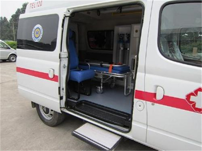 安乡救护车出租服务案例7